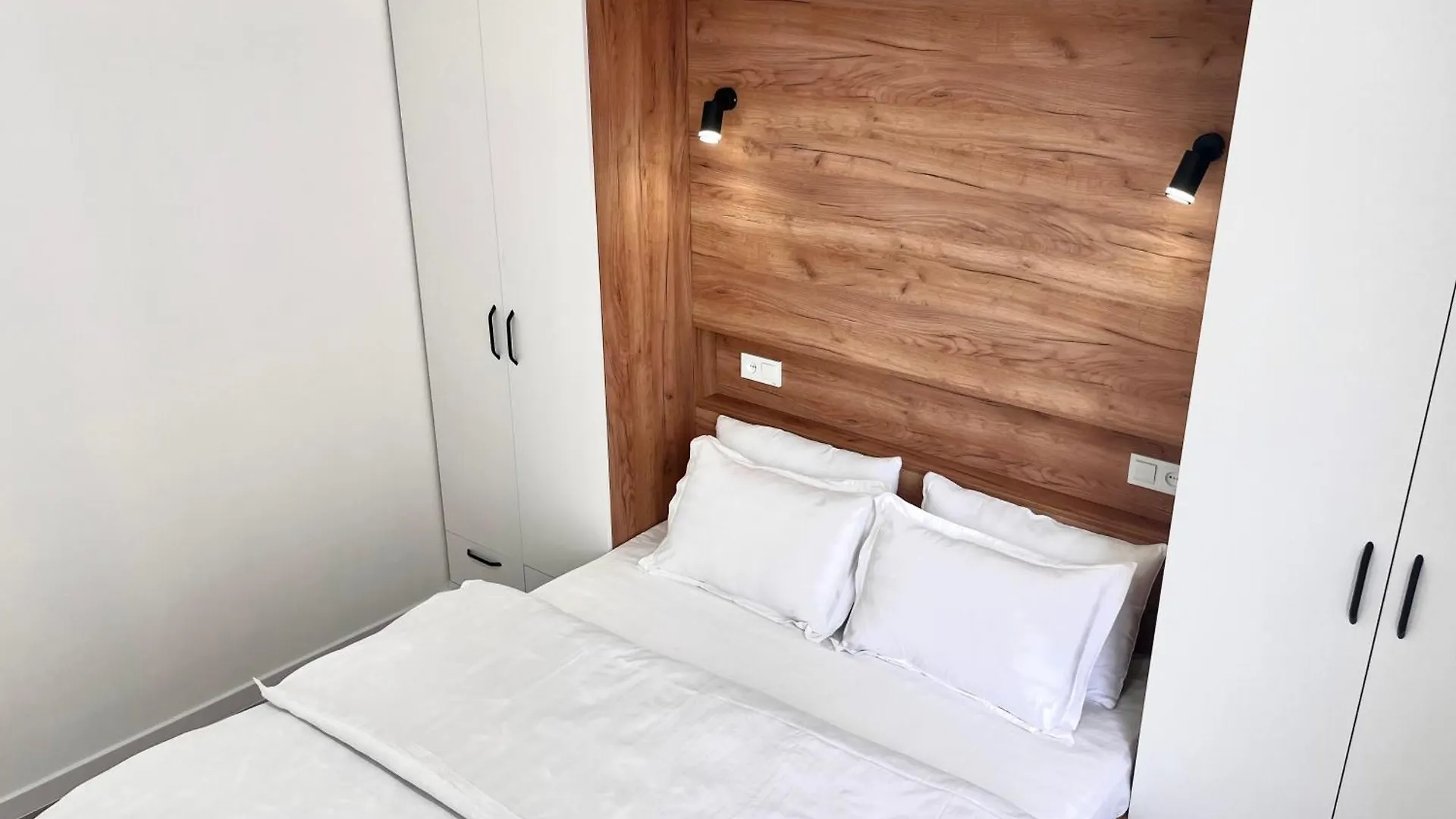 Bright Raimbek19-21 Residence 1Br, Next To Metro & Drinking Water As A Gift Almaty Kazakhstan