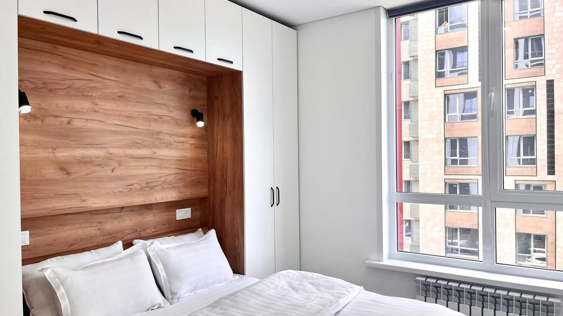 Bright Raimbek19-21 Residence 1Br, Next To Metro & Drinking Water As A Gift Almaty