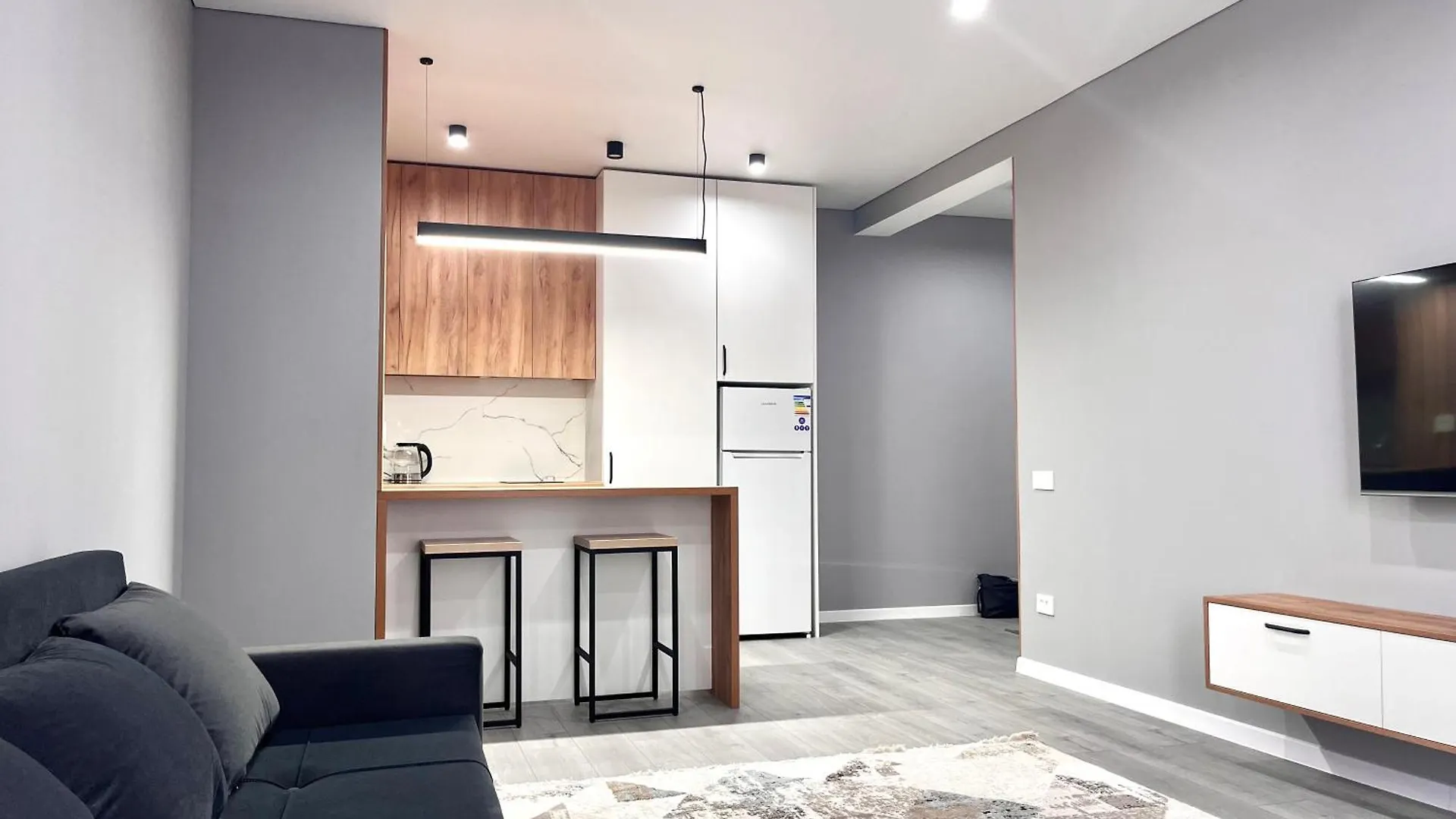 Apartmán Bright Raimbek19-21 Residence 1Br, Next To Metro & Drinking Water As A Gift Almaty Kazachstán